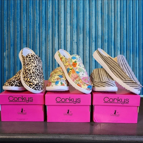 New Corkys Pontoon Floral Slide Tennis Shoes - Picture 7 of 7